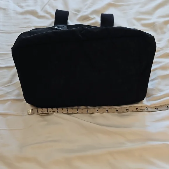 Kipling Black Handbag with Silver Zipper - Picture 7 of 17